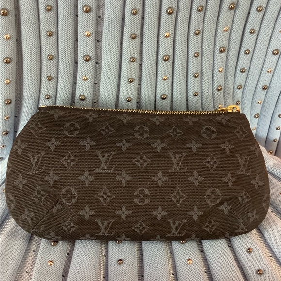 Louis Vuitton Mini Lin Mini Pochette - Picture 6 of 9
